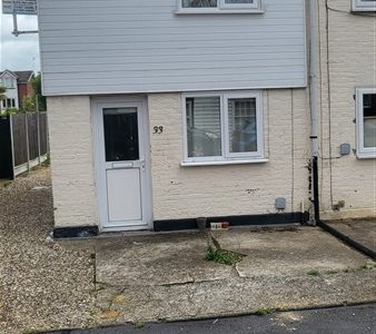 Lillian Rd Burnham on Crouch
